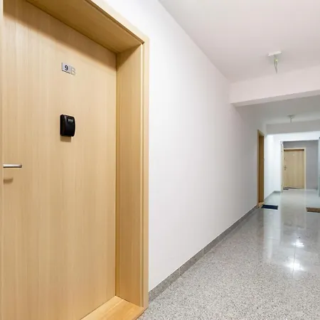 Апартаменты Marine 9b By Renters